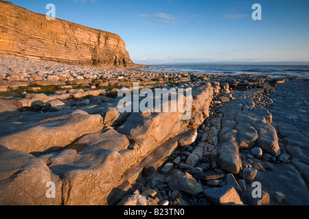 Luce della Sera al punto di Nash, Galles. Foto Stock