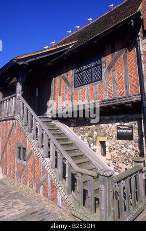 Aldeburgh discutibile Hall Suffolk graticcio edificio risalente al XVI secolo e il museo East Anglia England Regno Unito Foto Stock