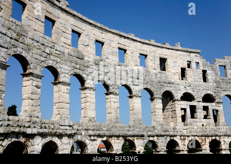 Antico Anfiteatro romano di Pola, Croazia, Balcani Foto Stock