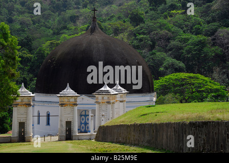 Chiesa di Milot presso l'entrata alle rovine di Sans Souci Palace, Milot, nord di Haiti Foto Stock