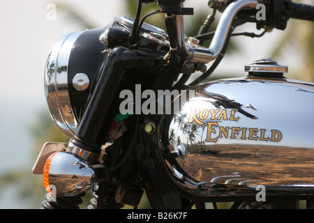 Modello 2007 Indian Royal Enfield 500cc Machismo motociclo Maharashtra India Foto Stock