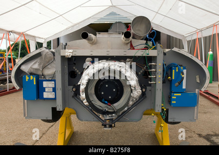 Vista posteriore della turbina a vapore e paracadute tubi su ispirazione del record di velocità su terra sfida auto Foto Stock