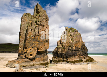 Pile di mare sulla spiaggia di Garry, isola di Lewis, Ebridi, Scotland, Regno Unito Foto Stock