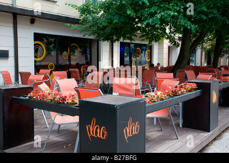 Estonia: Tartu: Piazza Municipio: all'aperto Cafe Foto Stock