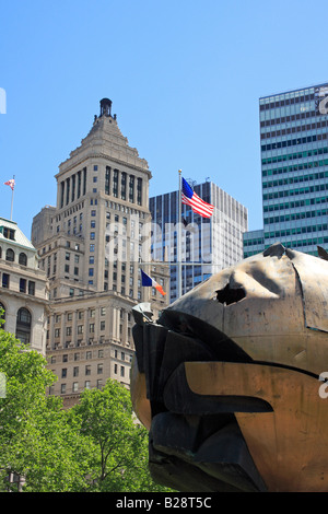 La sfera scultura di Fritz Koenig - New York City, Stati Uniti d'America Foto Stock