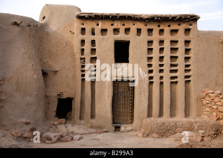 Alta Ogle Amimist gli anziani del villaggio di Incontro Dogan Paese Bandiagara scarpata in Mali Foto Stock