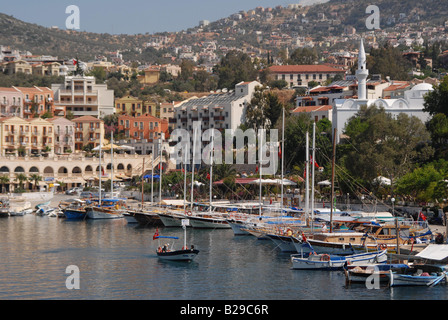 Kalkan Marina Limani Turchia Ref ZB689 112131 0035 credito obbligatoria World Pictures Photoshot Foto Stock