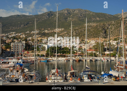 Kalkan Marina Limani Turchia Ref ZB689 112131 0078 credito obbligatoria World Pictures Photoshot Foto Stock