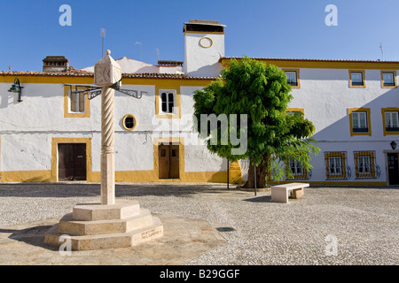 Gogna in Piazza della Città di Crato. Distretto di Portalegre, Alto Alentejo, Portogallo. Foto Stock