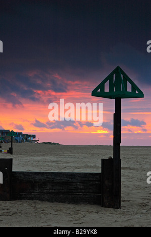 'Pozzetti accanto al mare", spiaggia, Norfolk. Foto Stock