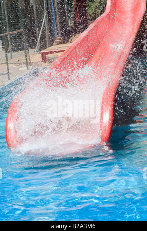 Israele Sfaim Parco acquatico divertimento estivo su scivoli ad acqua Foto Stock