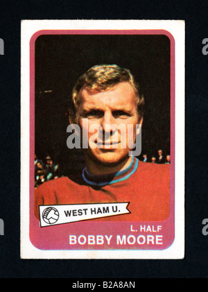 Bubble Gum trading card del West Ham calciatore Bobby Moore prodotta da una & BC nel 1968 Foto Stock