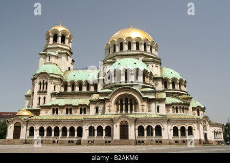 Alexandr Nevski Cattedrale a Sofia Bulgaria con le sue cupole dorate Foto Stock