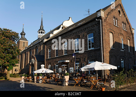 Abbey square, Kamp Abbey, terrazza ristorante, terrazza giardino, Kamp Convento ricostruito giardino barocco, Kamp-Lintfort, inferiore Foto Stock