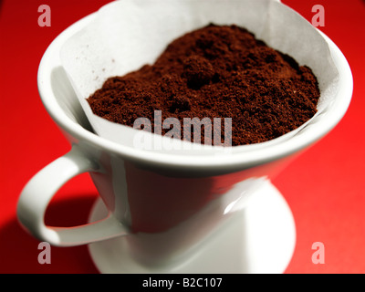Caffè, filtro di caffè, caffè in polvere, resistenza selettiva Foto Stock