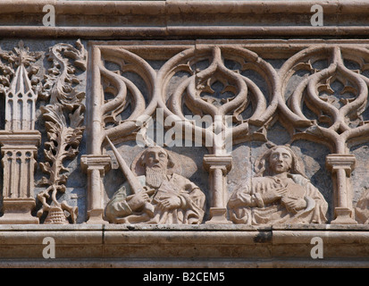 Cattedrale portico dettaglio Foto Stock