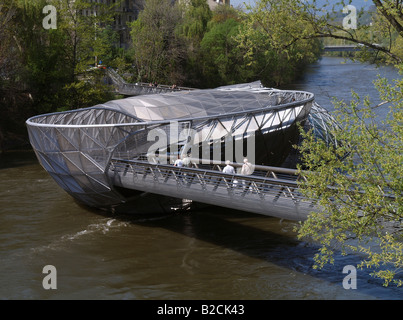 Graz, isola artificiale nel fiume Mur Foto Stock