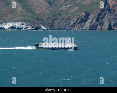 Un US Naval FSF1 mare Fighter immettendo la Baia di San Francisco, California Foto Stock