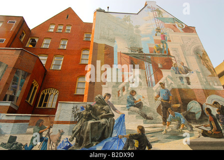 Beasley lavori di costruzione in corso murale su un edificio nel centro di Philadelphia, Pennsylvania da Michael Webb Foto Stock