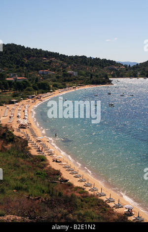 Grecia Sporadi settentrionali isola Skiathos una vista di ag paraskevi beach Foto Stock