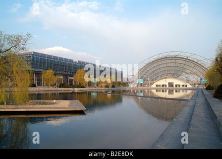 Commercio equo edificio a waterfront Neue Messe Amburgo Germania Foto Stock