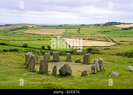 Civiltà Megalitica nel campo, Drombeg Stone Circle, Glandore, Cork County, munster, irlanda Foto Stock