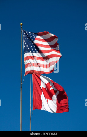 Sfondo della bandiera americana degli Stati Uniti o patriottica USA rosso, bianco e blu - Foto stock di © SSilver #308396110