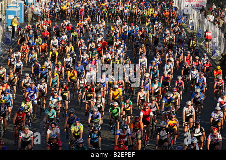 I ciclisti sul Cape Argus Cycle race a Cape Town Foto Stock