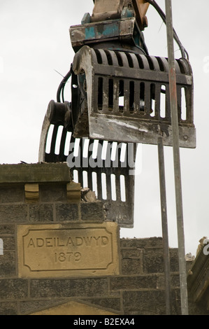 Demolizione della cappella tabernacolo Aberystwyth Il Grade ii Listed è un edificio costruito nel 1879 dopo che era stata distrutta da un incendio di luglio 2008 Foto Stock