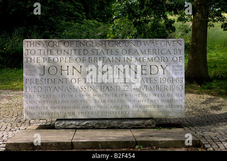 John F Kennedy Memorial Runnymede Surrey in Inghilterra Regno Unito Foto Stock