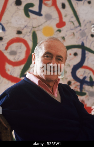 Ritratto di Joan Miro, Catalano artista spagnolo, tra le sue opere. Foto Stock