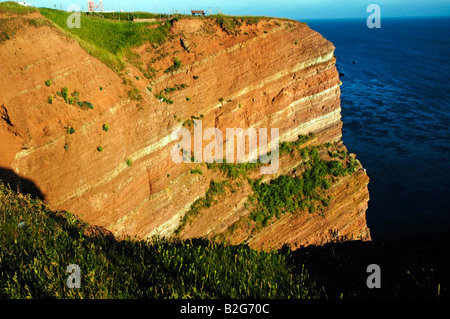 Freestone Birdrock lange anna Helgoland Schleswig Holstein landmark Germania vista panoramica costa scogliere sul mare il paesaggio costiero Foto Stock