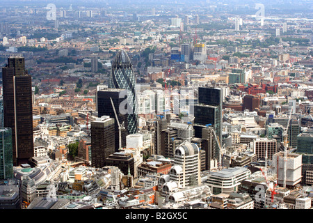 Una veduta aerea della città di Londra verso Nord Est Foto Stock