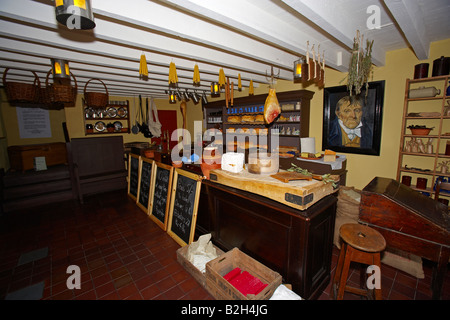 Azienda Shop, Blaenavon Ironworks Museum, Blaenavon, South Wales, Regno Unito Foto Stock