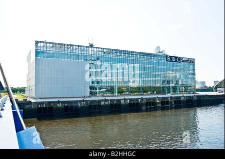 La nuova BBC Scotland headquarters building al Pacific Quay sul fiume Clyde in Govan Glasgow Scozia Scotland Foto Stock