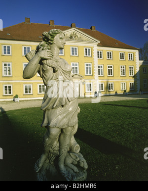 Architettura, castelli, Germania, Schleswig-Holstein, castello, station wagon "Gut Wotersen', Vista esterna con statua, Europa geograp Foto Stock