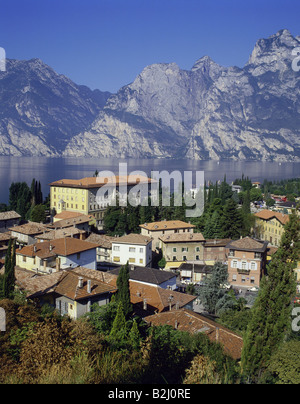 Geografia / viaggi, Italia, Lago di Garda, Torbole, panoramiche, visualizzare, villaggio, panoramica, Foto Stock