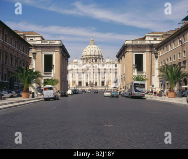 Geografia / viaggi, Italia, Roma, chiese, la Basilica di San Pietro, vista esterna, scene di strada, strada edificio, architettura, UNESCO, Foto Stock