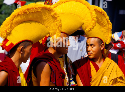 Vesti autentiche del Monaco Tibetano in 3 Pezzi Vestono Abito Fantasia Nepalese Dalai Lama Nepalese L