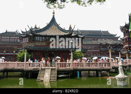 Cina, Shanghai, Yu Yuan Shangcheng, Yu Gardens Bazaar nella città vecchia di Shanghai Foto Stock