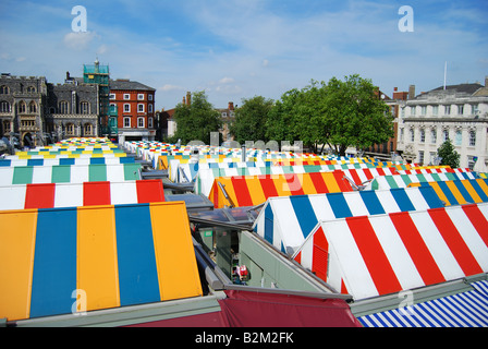 Mercato di Norwich, la piazza del mercato, Norwich, Norfolk, Inghilterra, Regno Unito Foto Stock