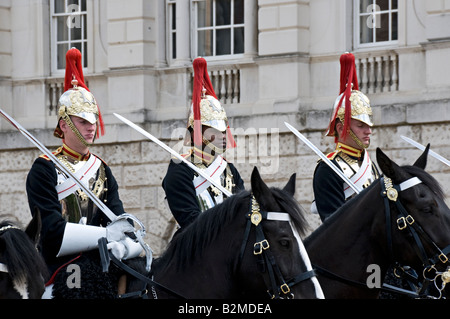 Horse Guards sulla sfilata delle Guardie a Cavallo, Whitehall, Londra Foto Stock