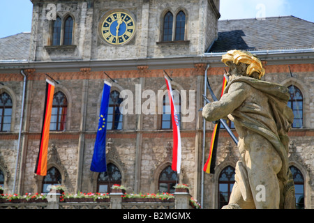 Fontana di Nettuno davanti al municipio di Weimar in Germania, Europa; Neptunbrunnen vor dem Rathaus a Weimar Foto Stock