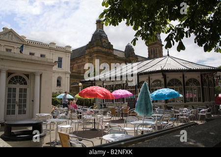 Southport Merseyside England UK Luglio la città Giardini Cafe su Lord Street Foto Stock