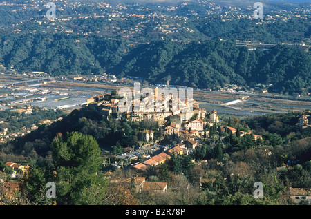 Borgo arroccato di Gattieres vicino Nizza Var valle unaLpes-Maritimes 06 Cote d Azur Riviera francese PACA Francia Europa Foto Stock