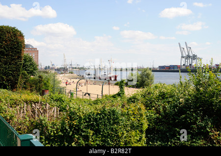 Blick von Övelgönne Hamburg Deutschland vista da Oevelgoenne Amburgo Germania Foto Stock