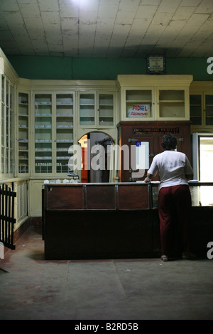 Farmacia farmacia interno Vinales Pinar del Río Provincia Cuba America Latina Foto Stock