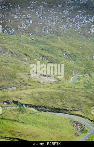 Un verde Un Post furgone a Keem Bay, Achill Island, nella contea di Mayo, Irlanda Foto Stock