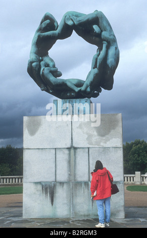 La ruota della vita, il Parco delle Sculture di Vigeland, Frogner Park, Oslo, Norvegia Foto Stock