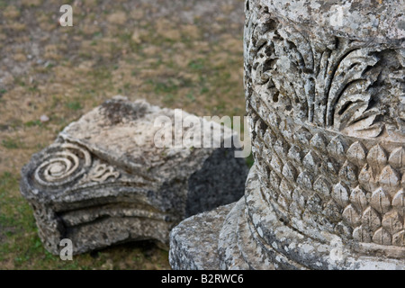 Colonna dettagli in rovine Romane di Apamea in Siria Foto Stock